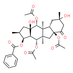 ChemSpider 2D Image | (1S,2S,3aR,4R,4aS,4bS,6S,8aS,9aR,10R,10aR)-4,8a,10-Triacetoxy-3a,6-dihydroxy-2,4a,6,9a-tetramethyl-8-oxohexadecahydrocyclopenta[b]fluoren-1-yl benzoate | C33H42O11