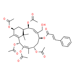 ChemSpider 2D Image | (1R,2S,5S,7S,10R,13S)-2,7,9,10,13-Pentaacetoxy-4-(hydroxymethyl)-8,12,15,15-tetramethylbicyclo[9.3.1]pentadeca-3,8,11-trien-5-yl (2E)-3-phenylacrylate | C39H48O13
